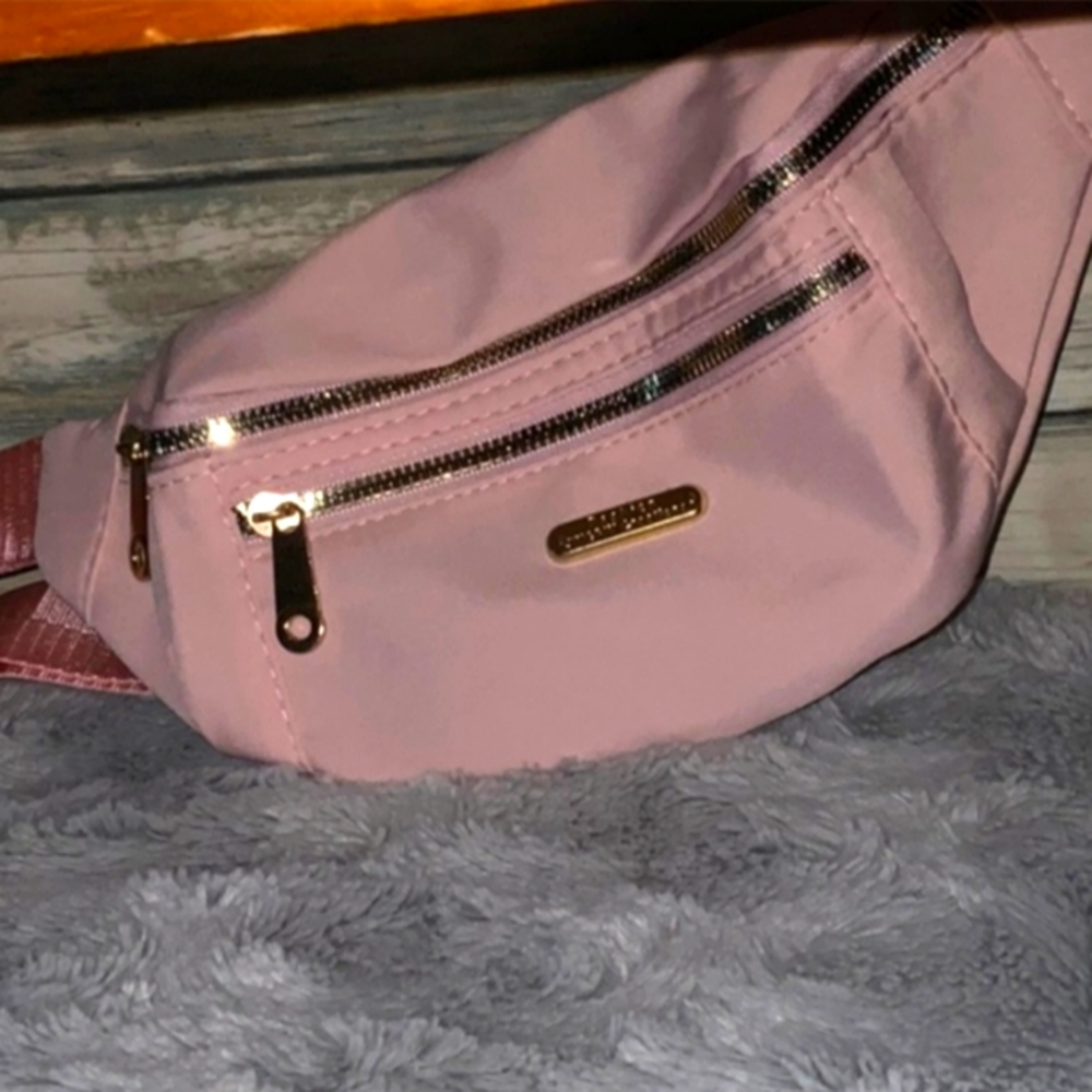 Pink Crossbody Bag 🩷